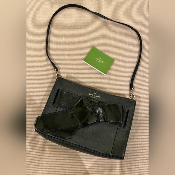 kate spade Handbags - Kate spade Big Bow bag Retail$235Like new